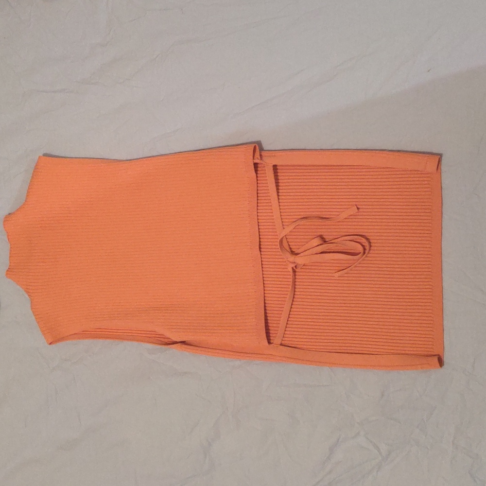 Babaton Sculpt Knit Back-Tie Tank Top